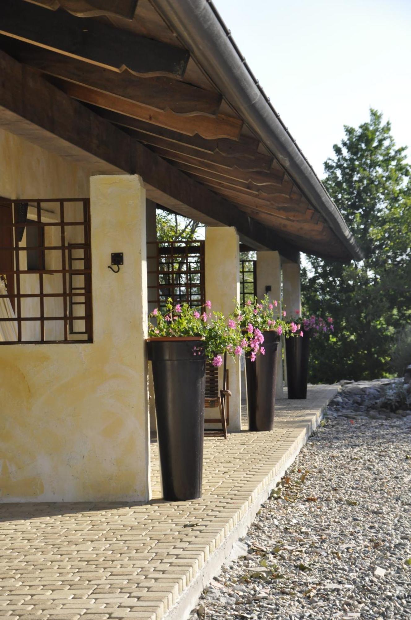 Premiata Osteria Dei Fiori Bed & Breakfast Cortiglione Exterior photo