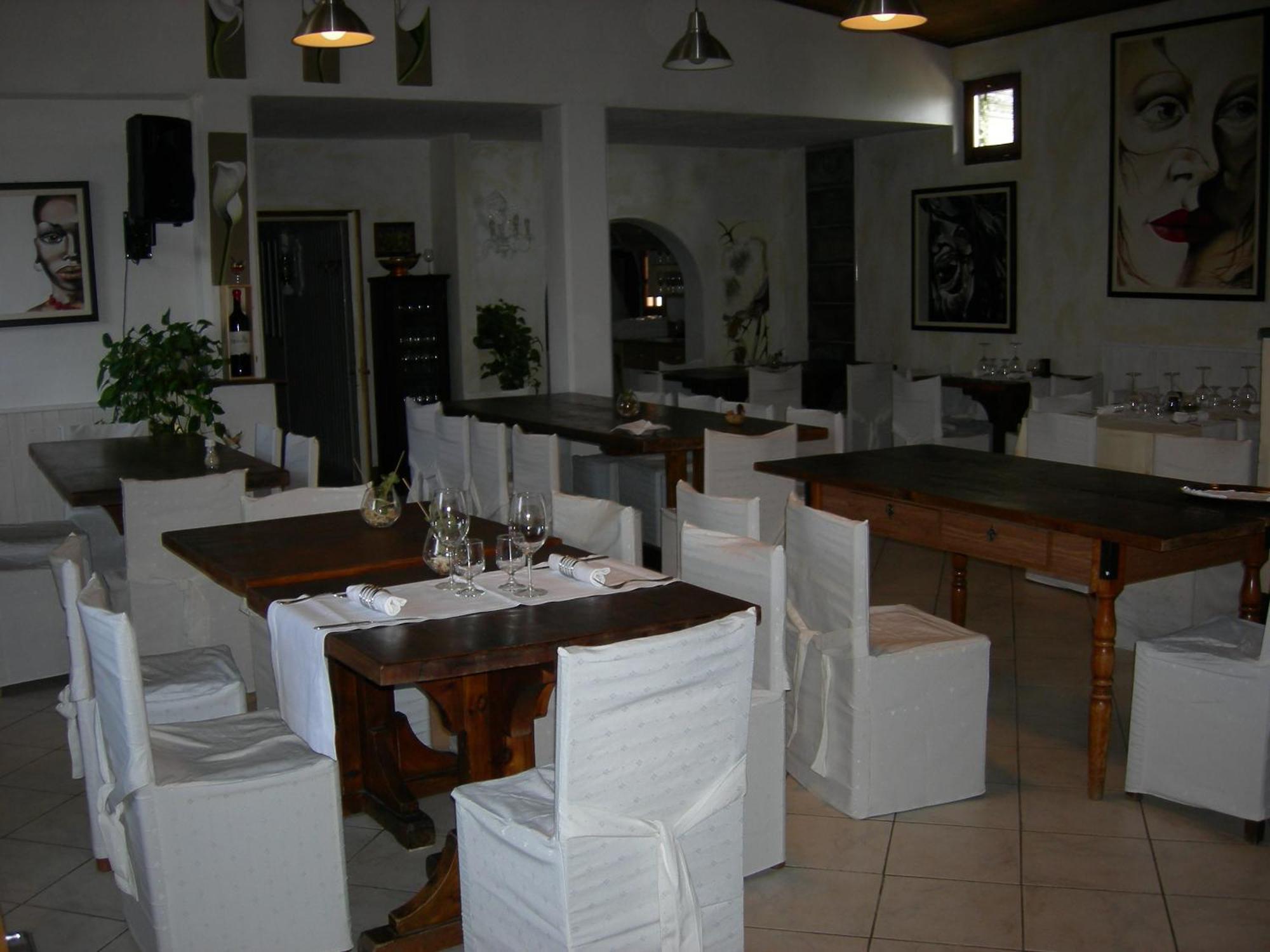 Premiata Osteria Dei Fiori Bed & Breakfast Cortiglione Exterior photo